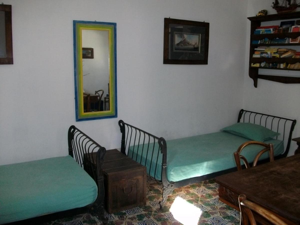 A' Riggiola Villa สตรอมโบลี ภายนอก รูปภาพ